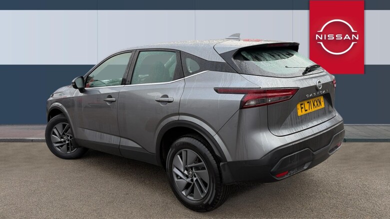 Nissan Qashqai 1.3 DiG-T MH Acenta Premium 5dr Petrol Hatchback